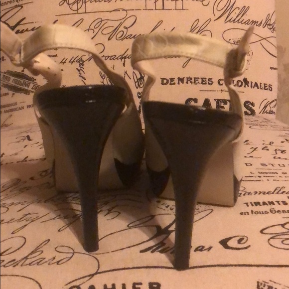 Shoes - Picture 4 of 8